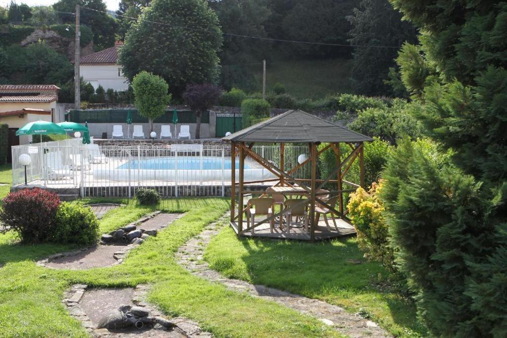 Les Portes Du Cantal Massiac Luaran gambar